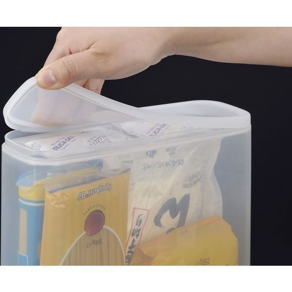 INOMATA 干粮储物箱 透明 6L 底部可存放干燥剂（2种颜色可选）